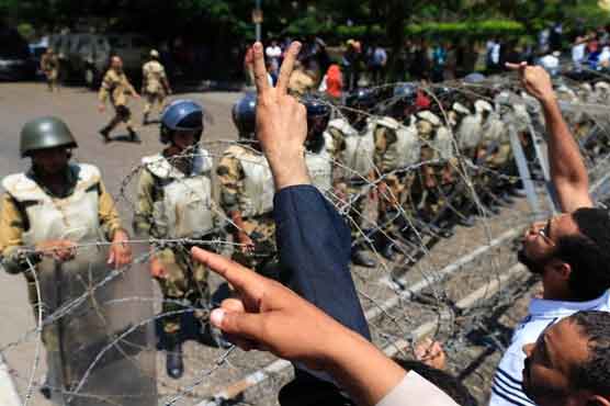 Militant attacks on north Sinai city kill 5