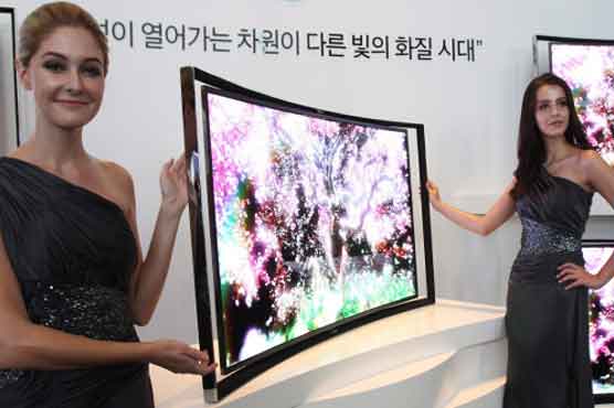 LG, Samsung start selling curved TVs in US