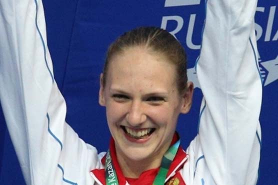 Romashina wins another gold in synchro swimming