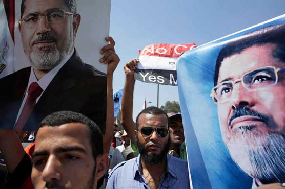 Ousted Egypt president detained over Hamas contact