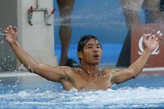 Diving: China's He completes hat-trick of world 3m titles