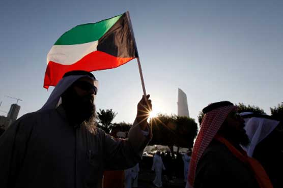 Polls open in Kuwait as opposition boycotts
