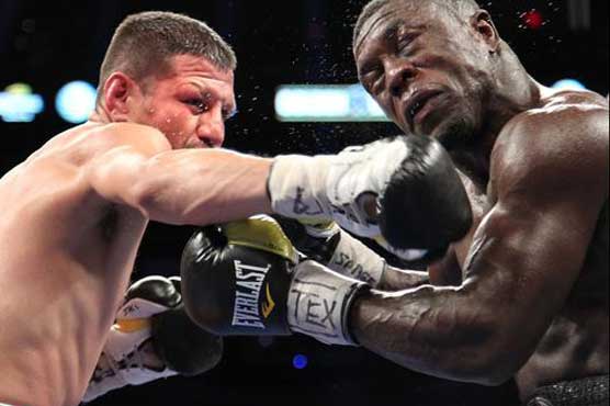 Jesus Soto Karass stops Andre Berto in 12th 