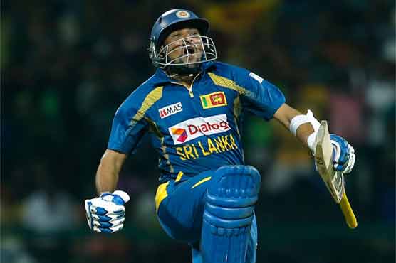 Sri Lanka thrashes South Africa by 8 wickets