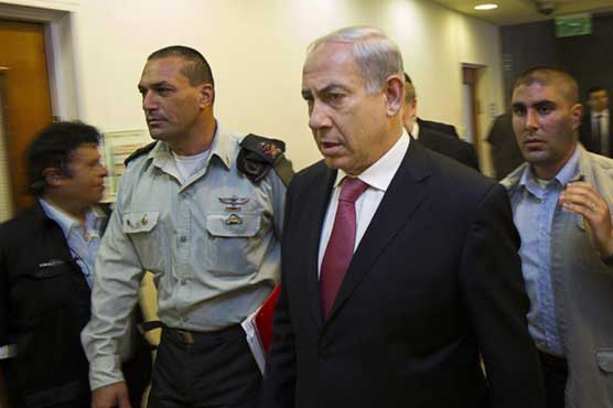 Israel OK's prisoner release, step to peace talks