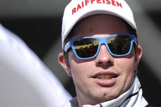 Swiss skier Feuz returns on snow after knee injury