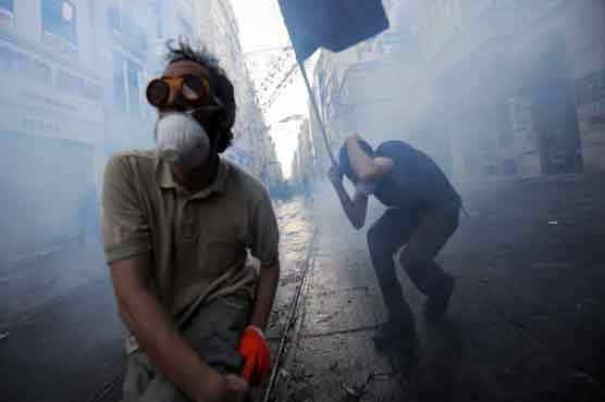 Turkish Police, demonstrators clash in Istanbul