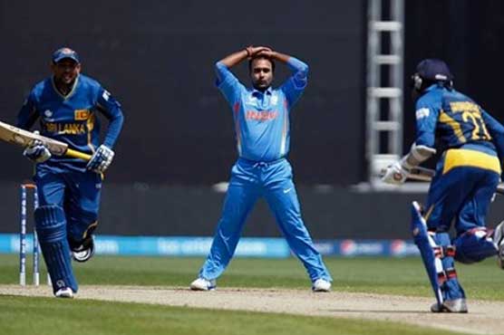 Kohli, Karthik tons help India beat Sri Lanka