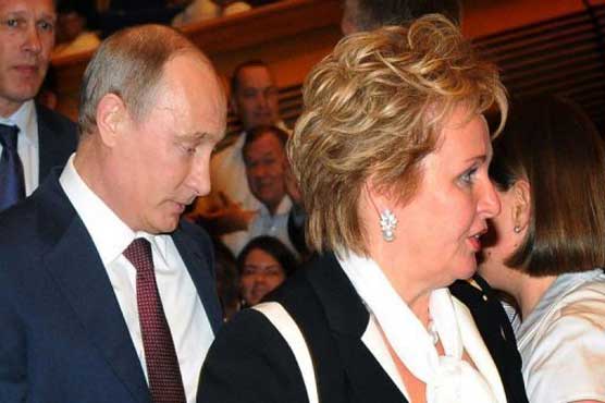 Putin's divorce breaks taboo in Russian politics
