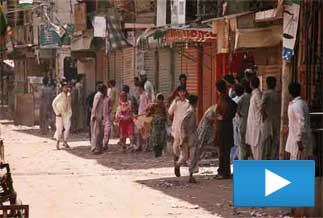 Lyari tense as six injured in grenade attacks