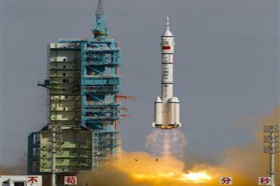 Chinese craft blasts into space on docking mission 