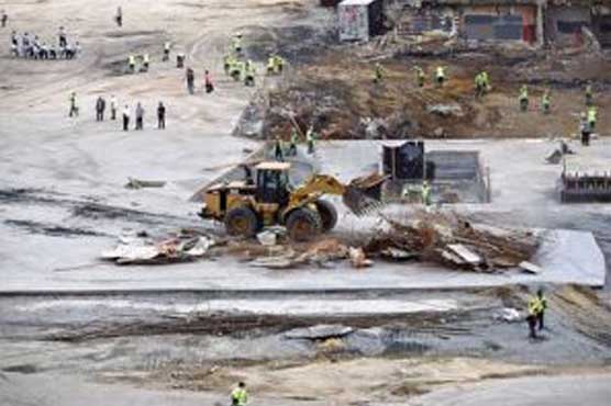 Police seal off Istanbul square to protesters 