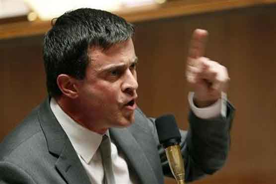 Minister flays attack on Chinese students in Paris