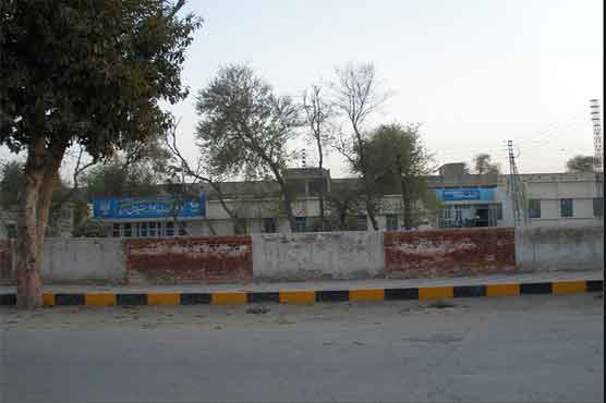 Govt employee kills two over non-payment of salary