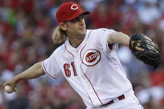 Reds end Grilli streak, beat Pirates 2-1 