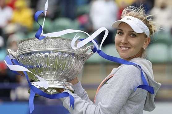 Lopez, Vesnina win Eastbourne finals