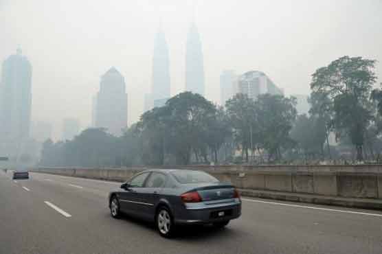 Haze from Indonesia continues to shroud Malaysia