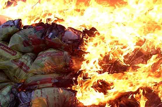 Iran burns 100 tons of drugs
