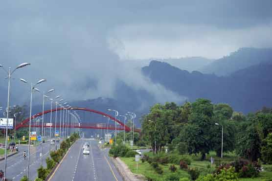 Rain relieves people of heat, loadshedding 