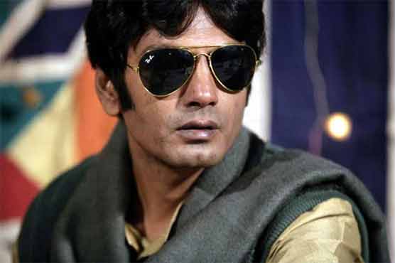 Nawazuddin to work under brother's direction
