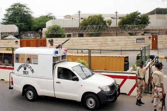 Rangers arrest 26 suspects during operation in Karachi