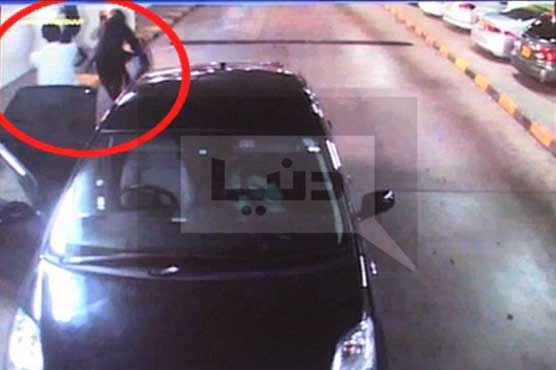 Karachi: Dunya News gets footage of attempt to kidnap woman