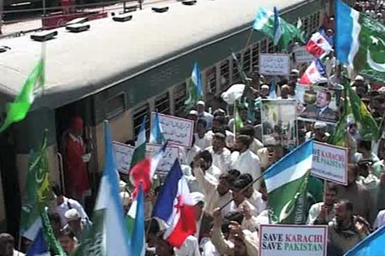 JI's train march kicks off from Karachi