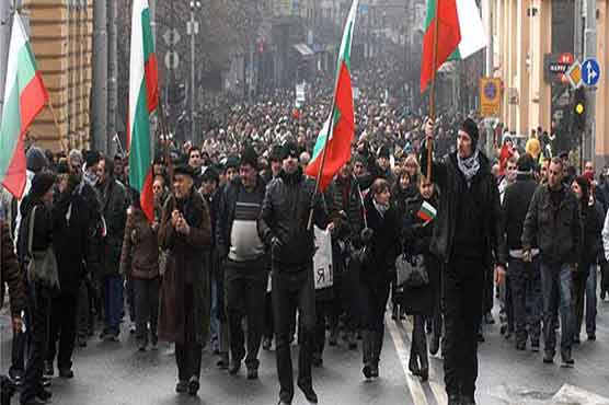 Bulgarians rally against poverty, corruption 