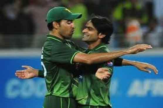 Pakistan rout South Africa in T20 