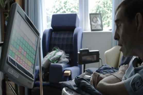  Paralysed patients can create artwork