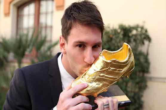 Gold cast of Messi's foot on sale for £3.4m