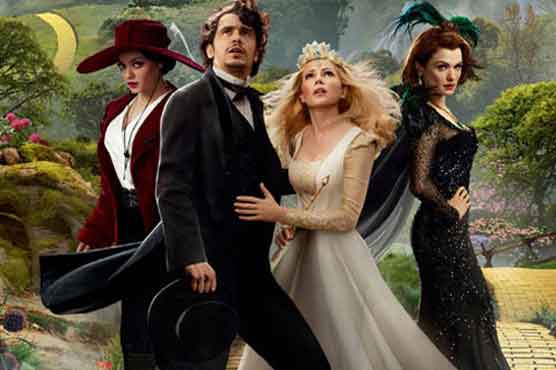 James Franco lightens up for role in "Oz the Great and Powerful"