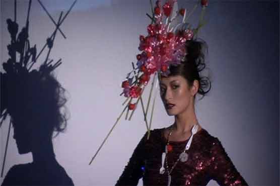 Japanese chefs create edible fashion 