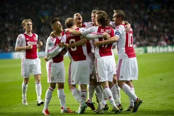 Ajax beats Zwolle 3-0 to go top of Dutch league