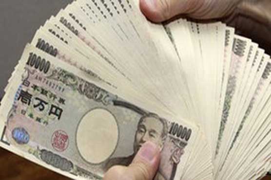 Yen under pressure on BoJ nominee's comments 