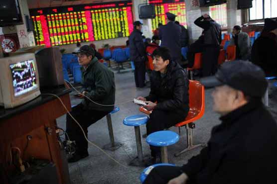 Asian markets slip, yen advances against dollar