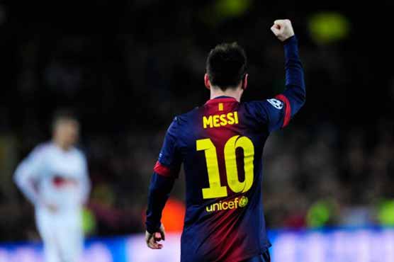 Messi leads Barca back to oust Milan with 4-0 win