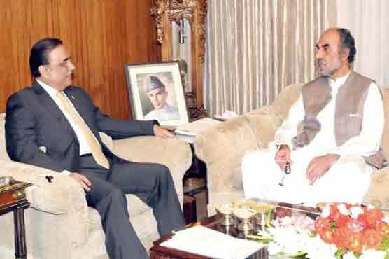 Zardari convinces Raisani to resign