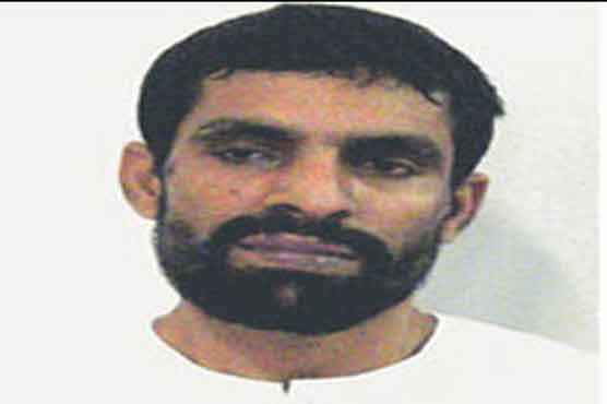 Lyari gangwar suspects among 4 killed in Karachi