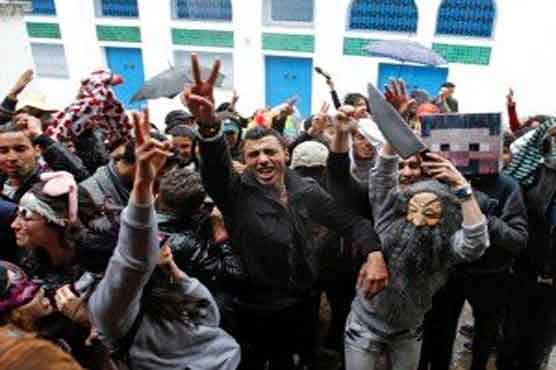 Oxford students protest Harlem Shake sacking 