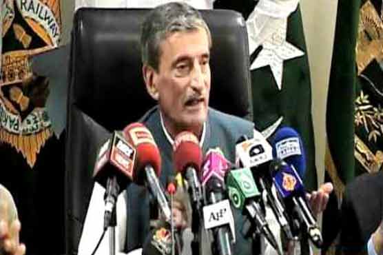 Bilour, Shujjat blame Nawaz for standoff over caretaker PM  
