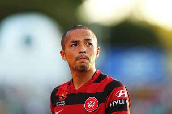 Japan's Ono signs again with Wanderers
