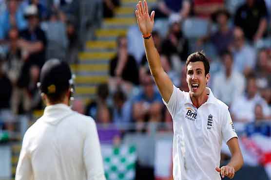 Finn's career best keeps England in hunt against New Zealand  