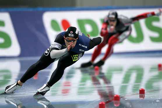 South Koreans dominate speedskating worlds