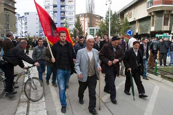 Kosovo: Thousands stage anti-Serbia protest 