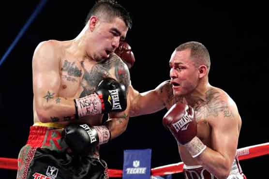 Alvarado wins rematch over Rios by decision 