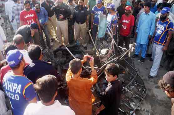 Karachi blast leaves one dead, five injured