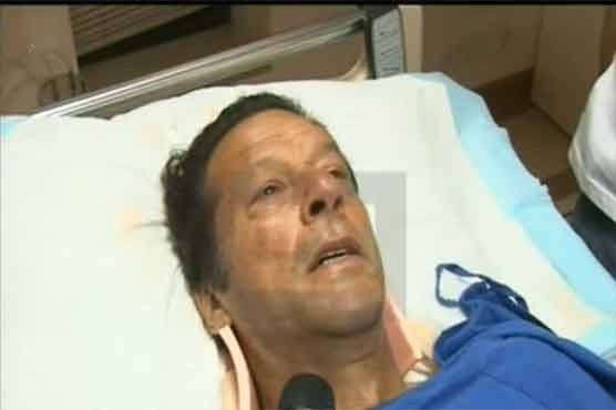 Imran speaks to Dunya News, urges nation to vote for change 