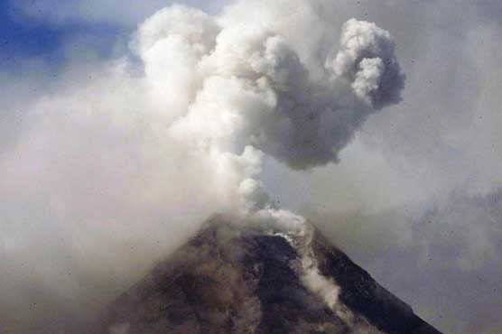 Philippine volcano spews rocks, killing 5 climbers