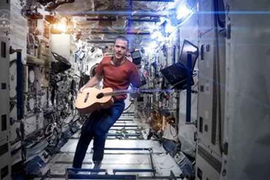 Astronaut's 'Space Oddity' music video goes viral